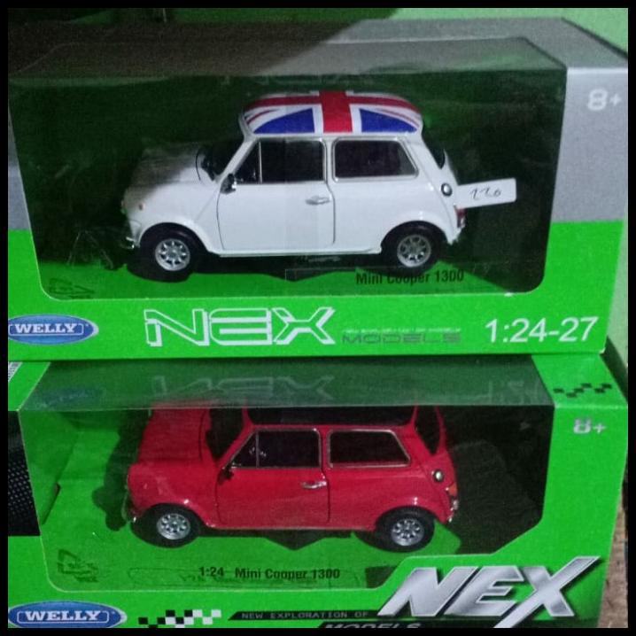 Diecast Mobil Klasik Mini Cooper 1300 Miniatur