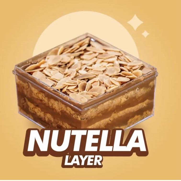 

Proses sekarang NUTTELA LAYER DESSERT BOX BITTERSWEET BY NAJLA ( ready stock )