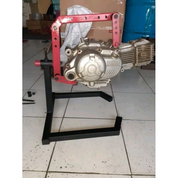 Dudukan Mesin Motor Universal Engine stand