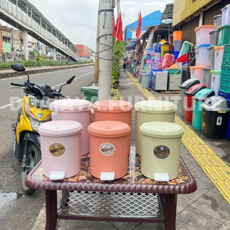 Tempat Sampah Injak Claris 1160 / Claris 1161 / Tong Sampah Claris