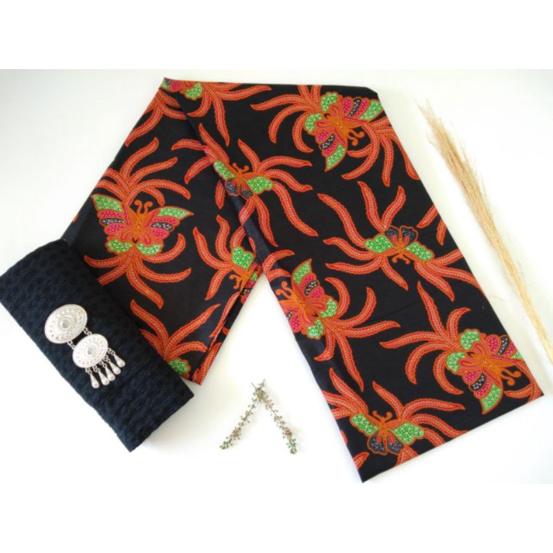 Kain Batik Pekalongan kupu pekalongan