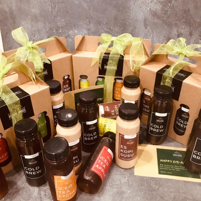 

Terlaris ✨ -Lebaran Hampers Set Iced Tea Variety Pack with Custom Note, Gift Pack - Box of 6- 2.2.23