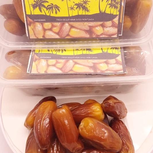 

Limited Kurma tunisia madu palm frutt/palm fruit 500gr NON TANGKAI [kemasan box mika]
