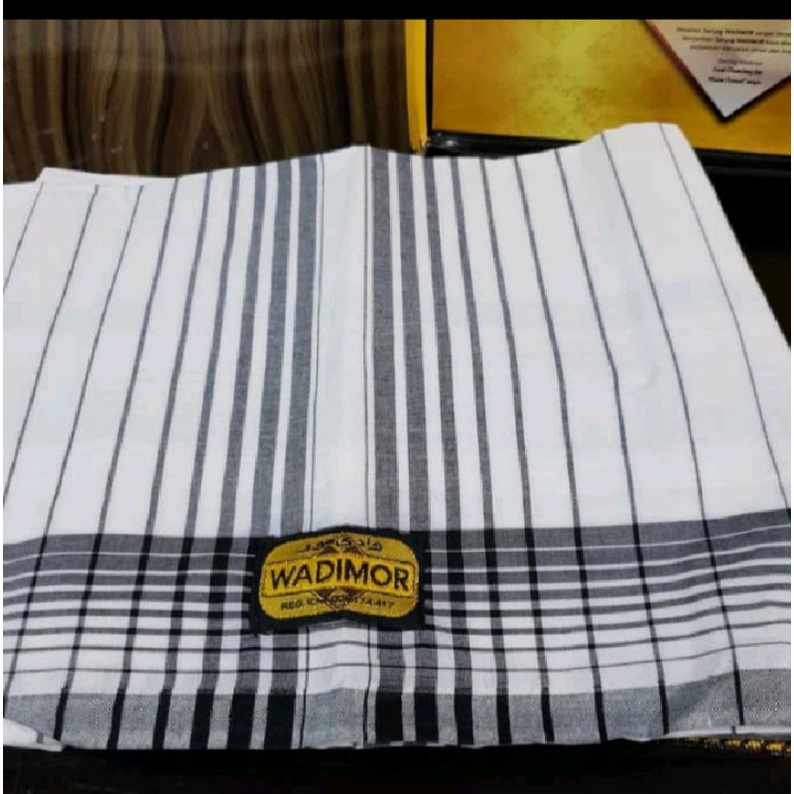 Sarung Wadimor Putih / Sarung Putih Wadimor