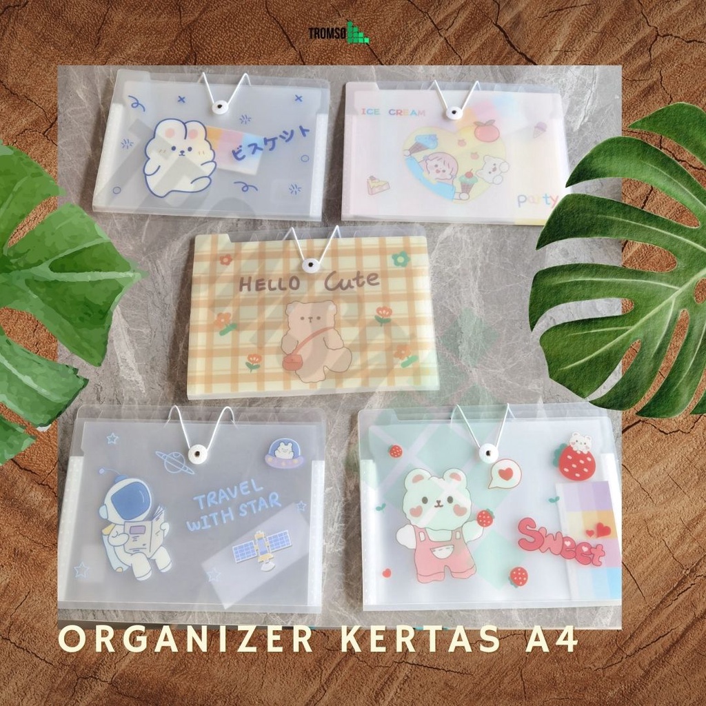 

Tromso - Organizer Kertas A4 8 Pocket / Map Plastik A4 Bermotif Isi 8 Lapis