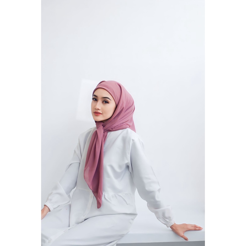 HIJAB JILBAB KERUDUNG SQUARE SEGI EMPAT INSTAN TURKI 2 LAYER-TARO
