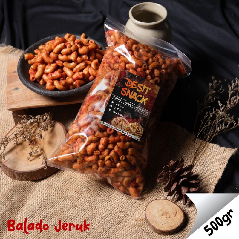 

Makaroni bantet balado pedas manis daun jeruk 500gr 1/2 kilo (setengah kilo) cemilan / snack / makanan ringan