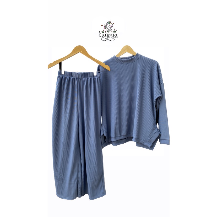 One Set Aster & Tunik