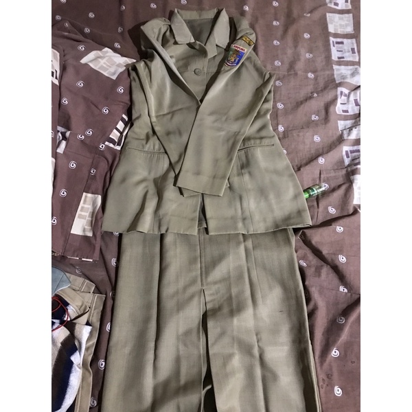 baju pemda preloved