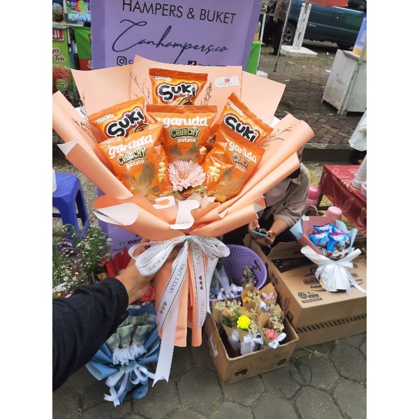 

Buket Snack warna cerah