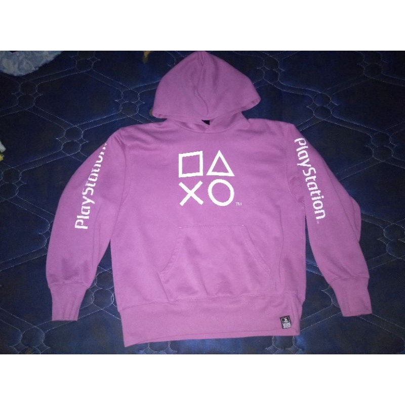 HOODIEE GU X PLAYSTATION PRELOVED
