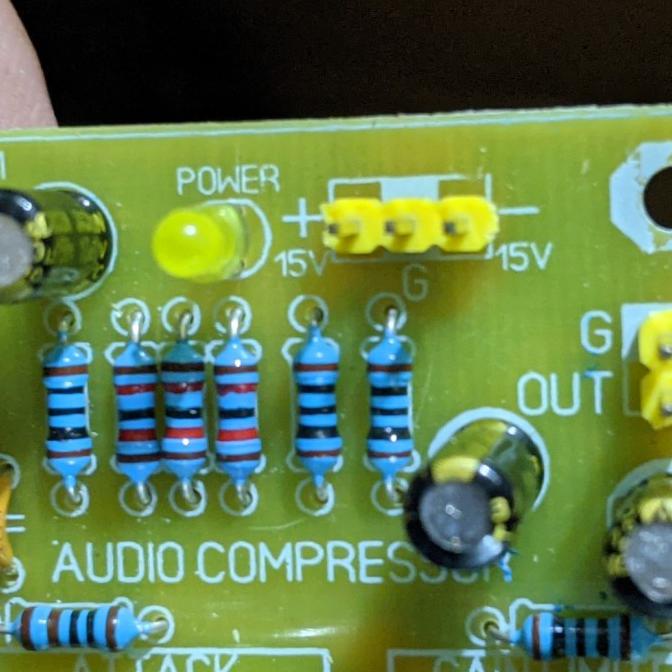 Tegangan Simetris KIT AUDIO COMPRESSOR LIMITER MONO