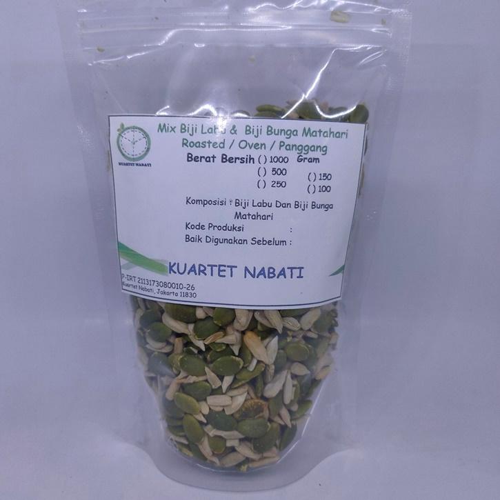 

Murmer 250gr - Roasted Campuran Biji Labu / Pumpkin Seeds & Biji Bunga Matahari / Sunflower Seeds - Panggang