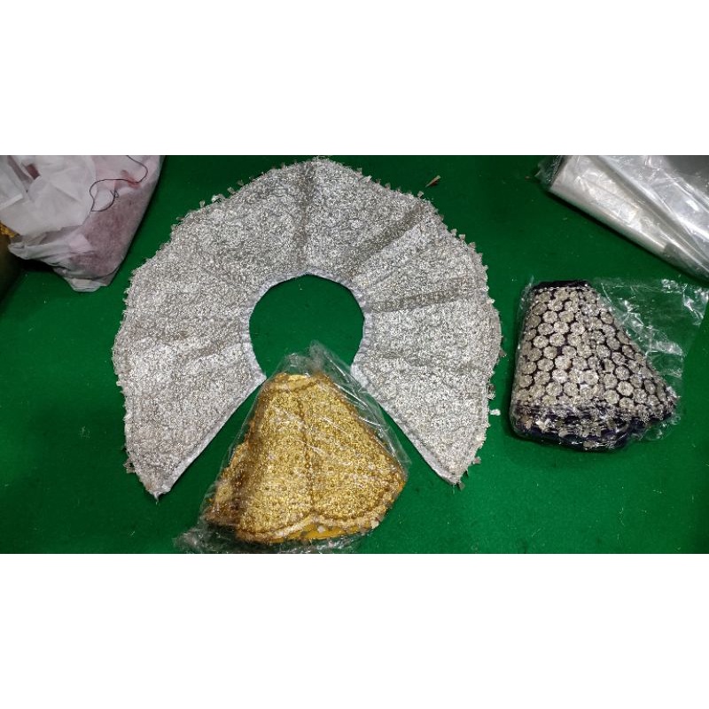 teratai/penutup dada