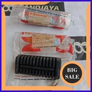 accessories Damper Step Karet Foot Step Depan Set Sepasang KAWASAKI ZX130 ZX 130 KAZE Asli Original