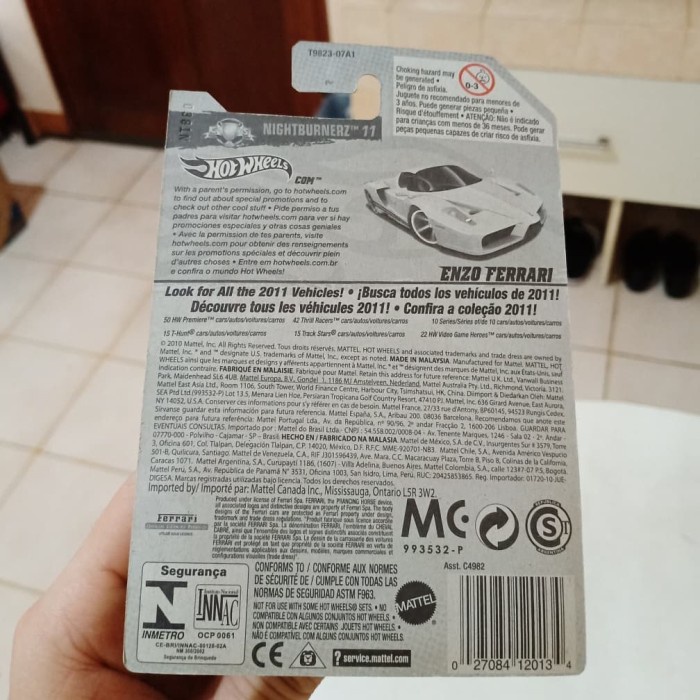 HOT WHEELS ENZO FERRARI KUNING TERBARU