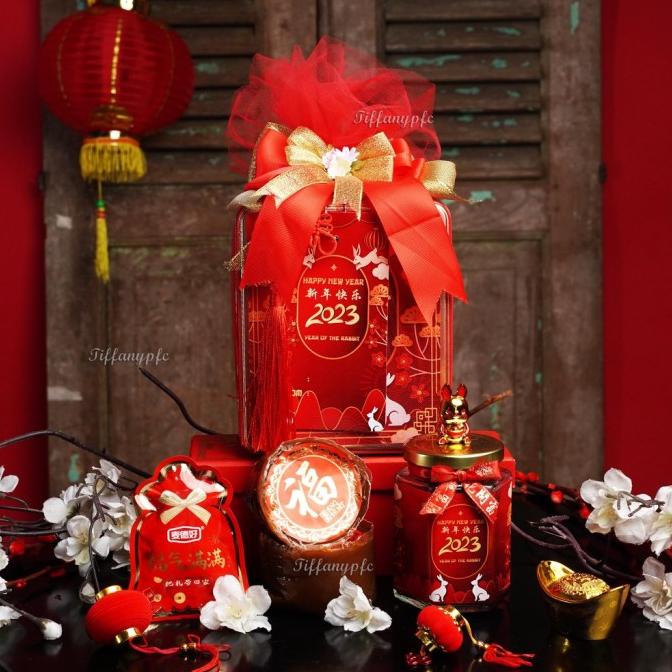 

BST HAMPERS IMLEK CNY GONGXI 01 KADO BINGKISAN HADIAH KUE KERING KUE G6416BUJN