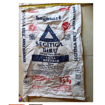 karung bekas 25kg / karung pelastik atau bekas terigu 25kg tebal lebih kuatt