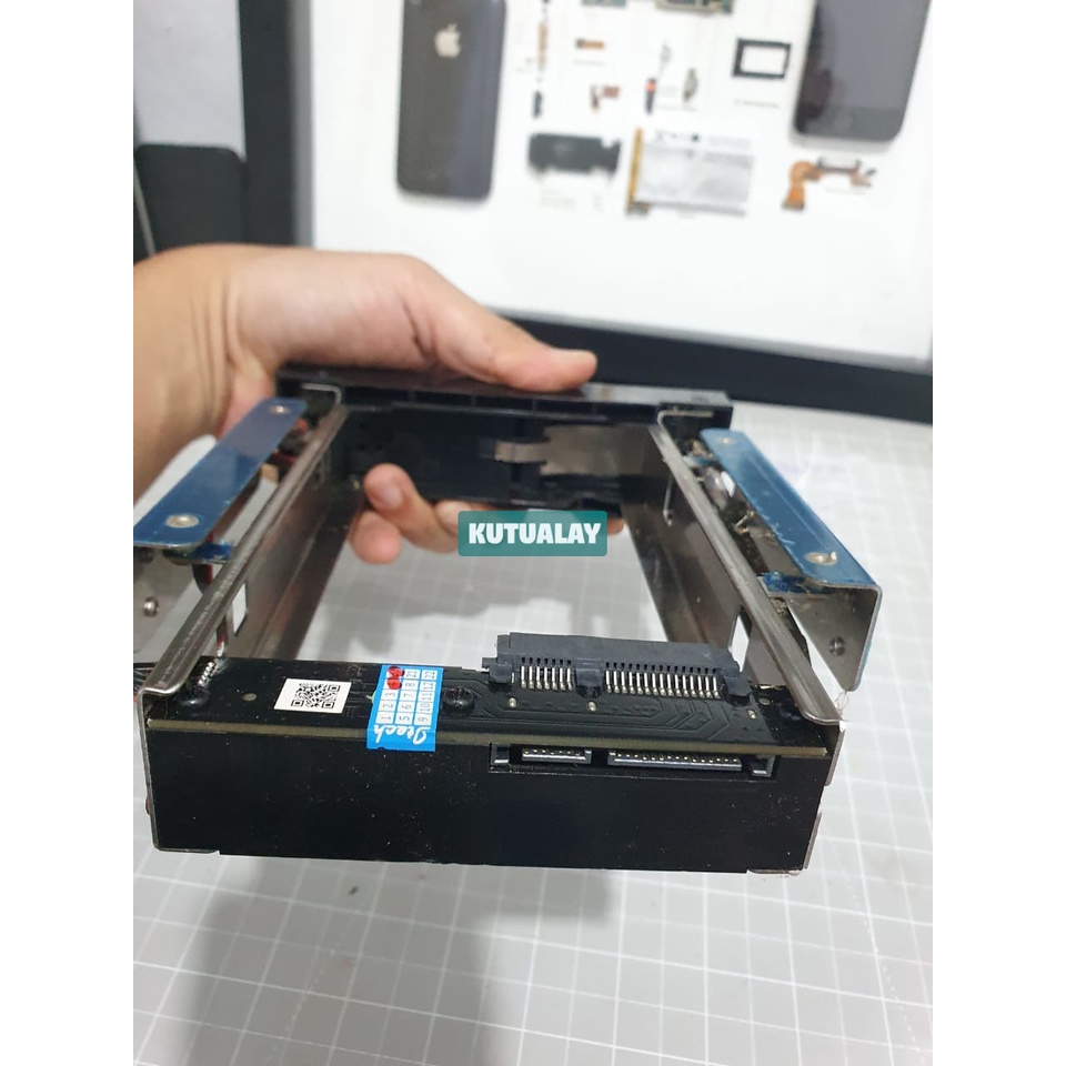 Orico 1106SS Internal 3.5 HDD dipasang ke slot CD Room CPU