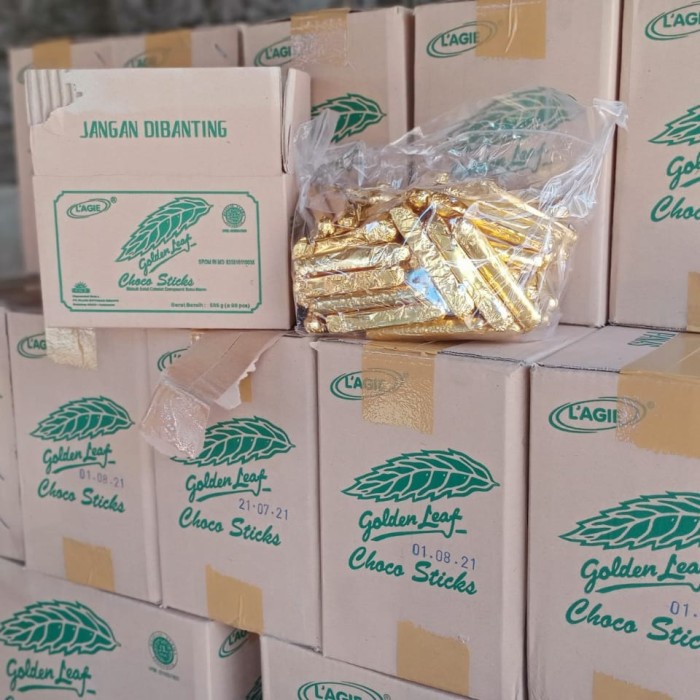 

coklat lagie stick 585gr