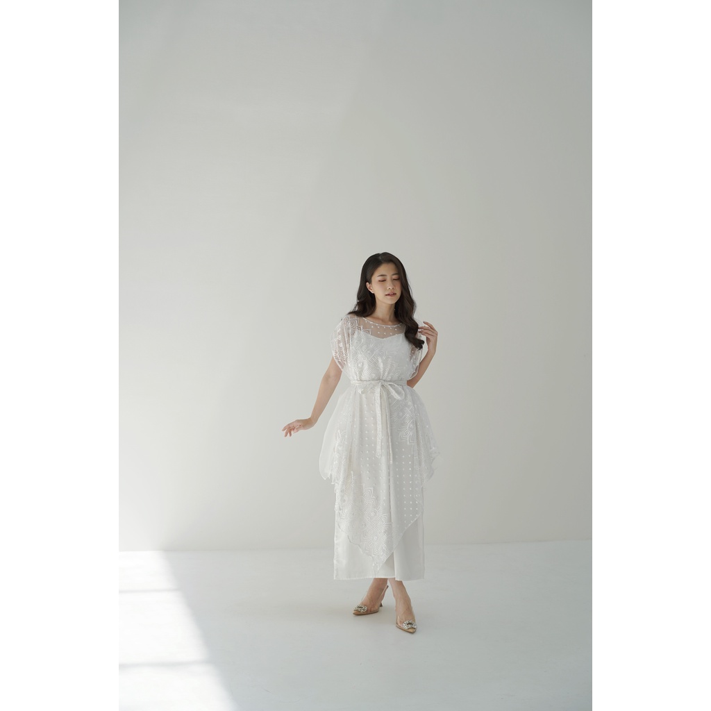 Aura Label - Arabella Dress In White