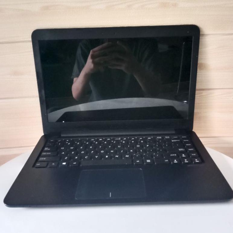Laptop Asus E402WA AMD E2-6110/4GB/500GB Second mulus quad core
