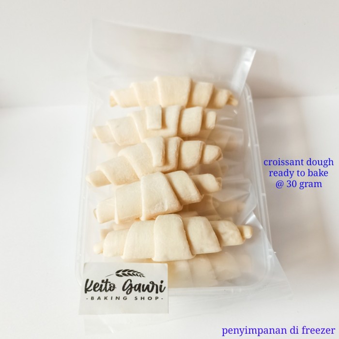 

CROISSANT DOUGH FROZEN ISI 10 PCS @ 30 GRAM CROFFLE