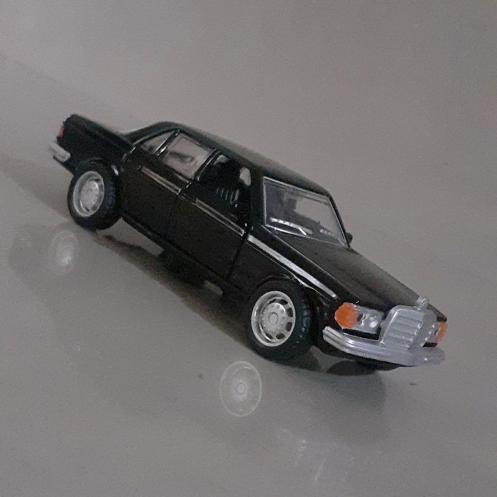 DIECAST MERCEDES BENZ W 123 TERBARU
