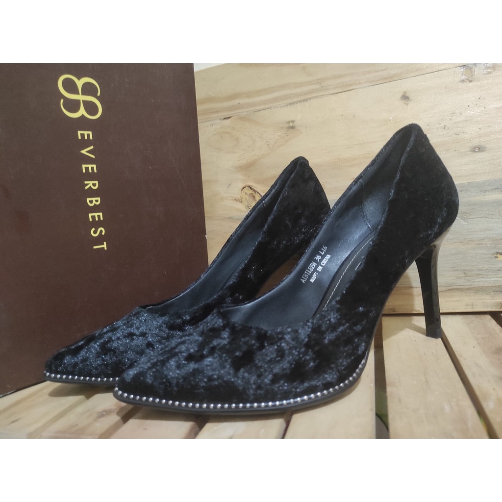 HEELS EVERBEST AIBILEEN BLACK – EVERBEST SEPATU HAK HITAM - SIZE 36 – SEPATU HAK EVERBEST HITAM – SE