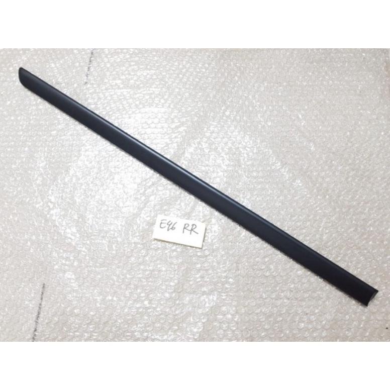 Moulding lis pintu luar BELAKANG BMW E46