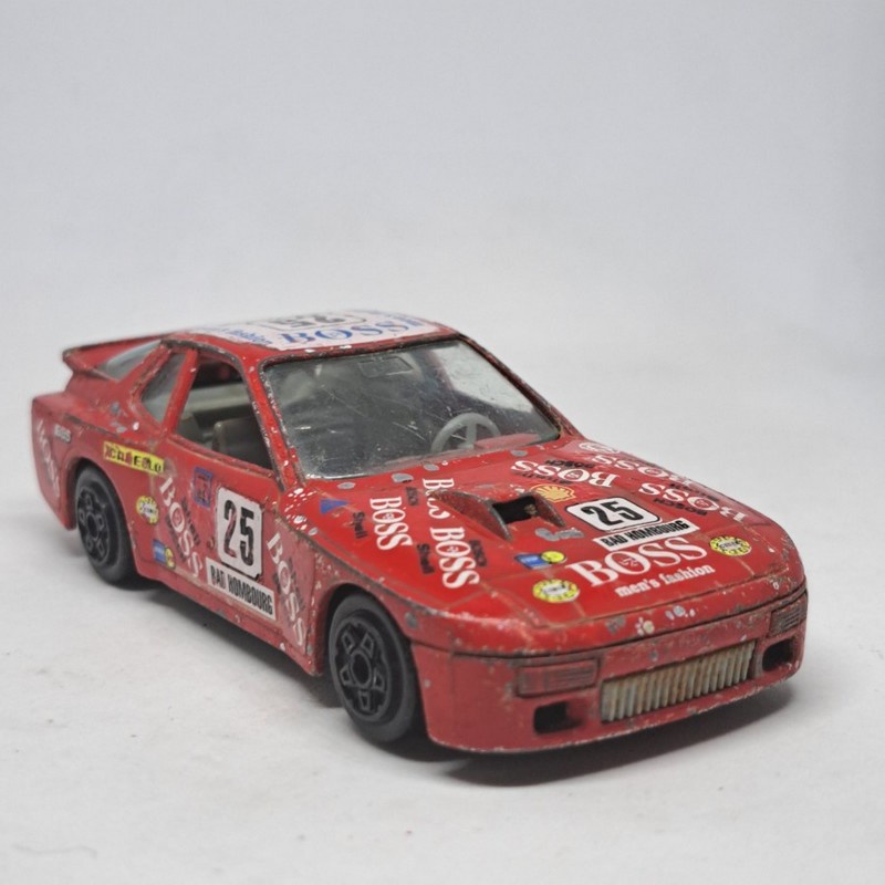 1:43 bburago porsche 924 turbo red street fire loose