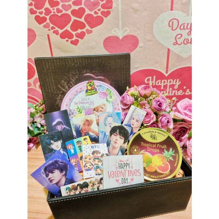 

Love Hampers | Valentine Gift | Kado Kasih Sayang - Idolized