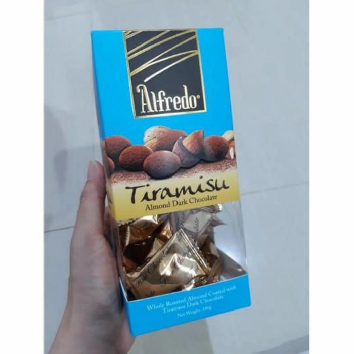 

Alfredo 180gr Tiramisu Box Milk White Dark Almond Chocolate Coklat