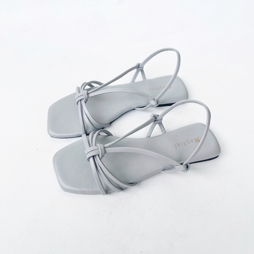 Yoppy - Sandal Flat Wanita