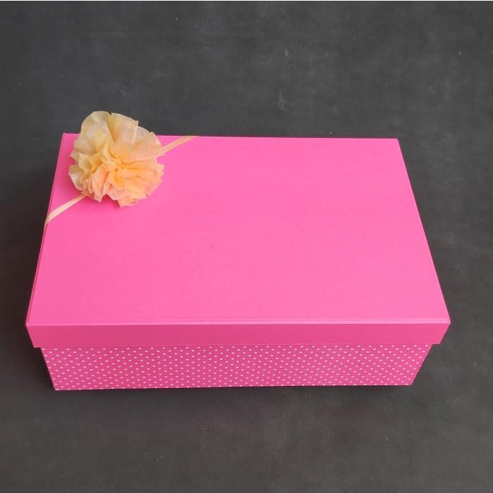 

Gift Box Kotak Kado Persegi Polkadot L (30X20X10 Cm) 002