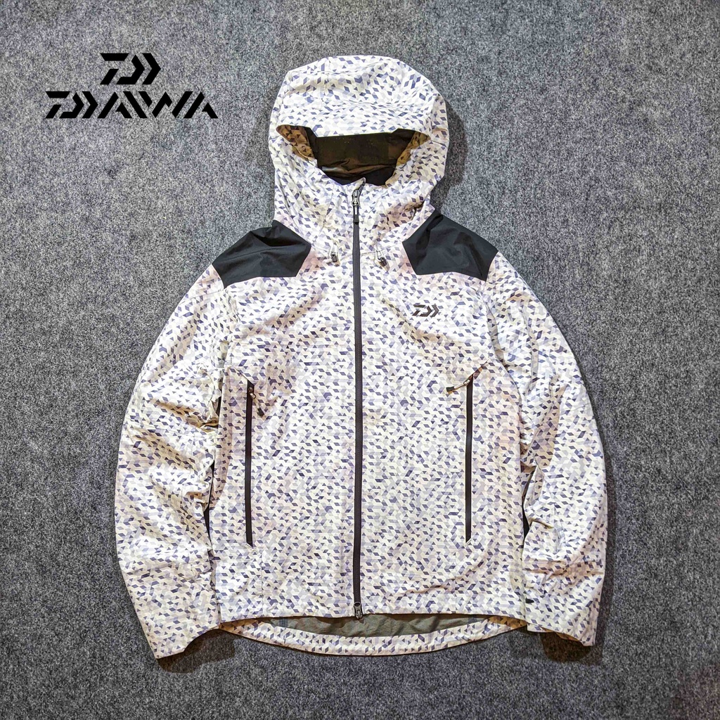 Daiwa 3 Layer Gorpcore - Jaket Outdoor Pria Gunung Sport Hiking High Waterproof Anti Air Second Beka