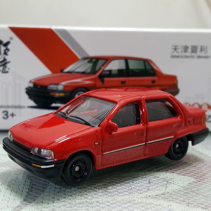DIECAST XCARTOYS DEMOCRATIC BRAND - DAIHATSU CHARADE CLASSY SKALA 1:64 TERMURAH