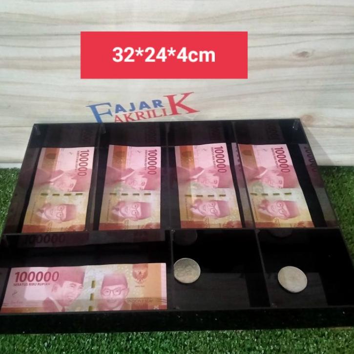 ➭ Kotak uang/kotak meja kasir/mini chas box 32*24*4cm ☎