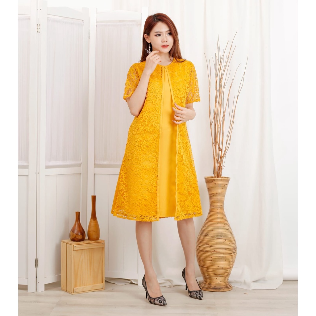 HOPYLOVY Jolie Dress Moscrepe dengan outer Brukat