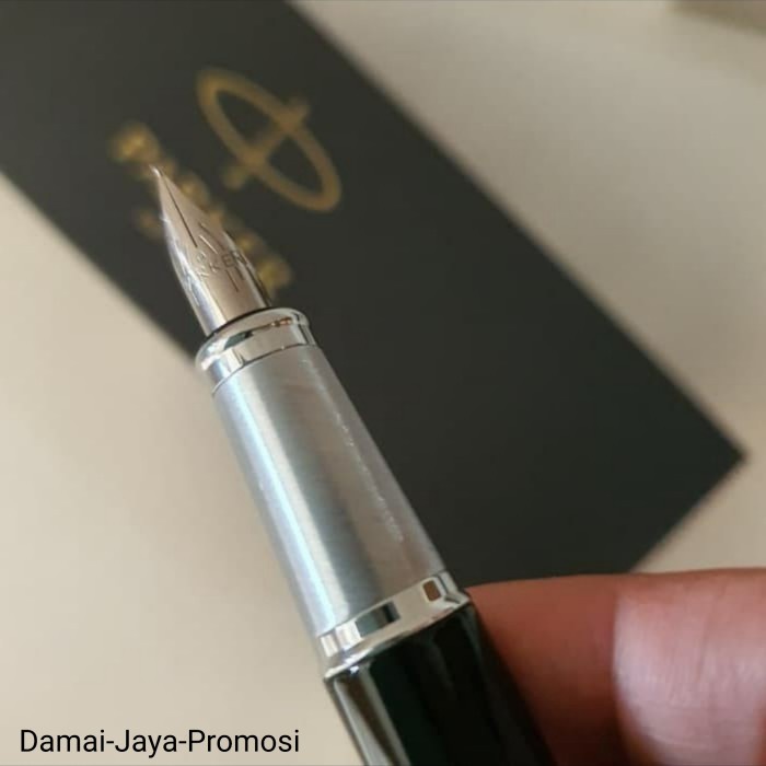 

Pulpen Parker Original IM LQ Black CT ( Klip Silver) Fountain Pen