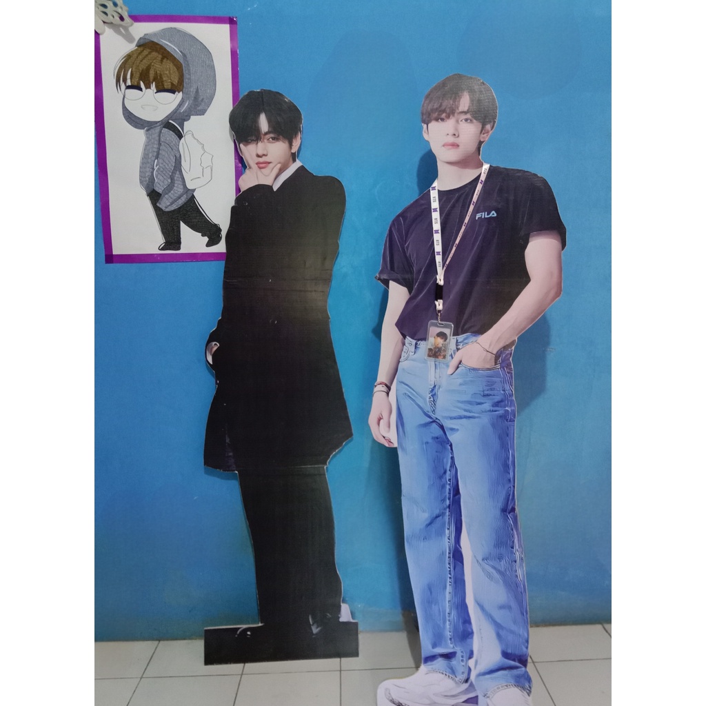 STAND FIGURE BTS REAL SIZE