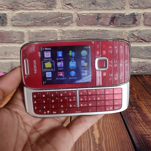 Hp Jadul Nokia E75