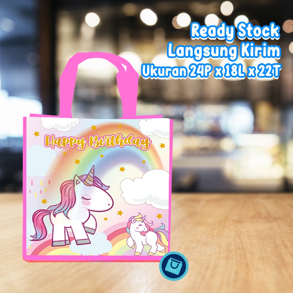 

TAS ULTAH TEMA UNICORN MUAT BENTO - LANGSUNG KIRIM