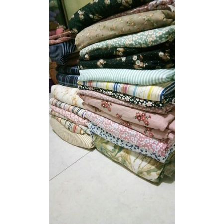 Kain Shakila Motif Kiloan