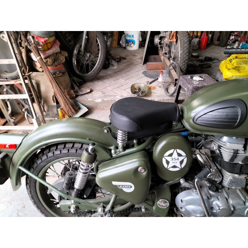 Jok royal enfield ,Folding seat royal enfield jok lipat royal enfield 500cc  350 cc clasic bulet 350