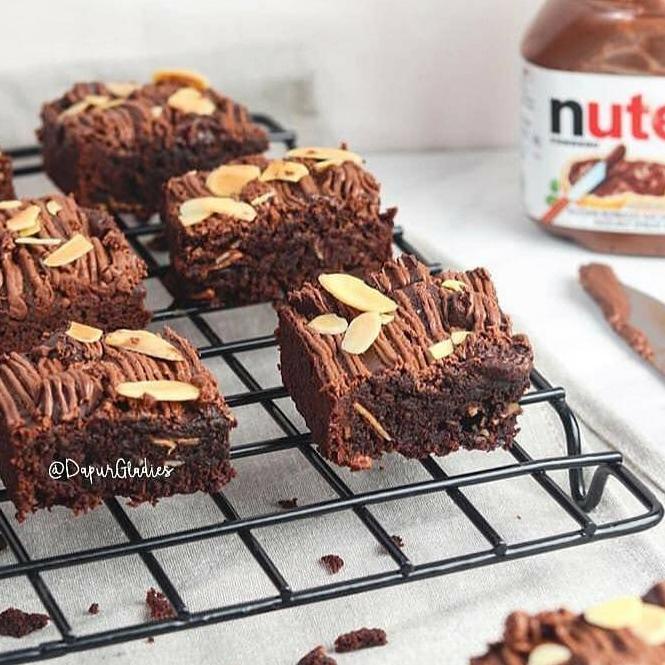 

✻ Brownies Nutella Almond ☻