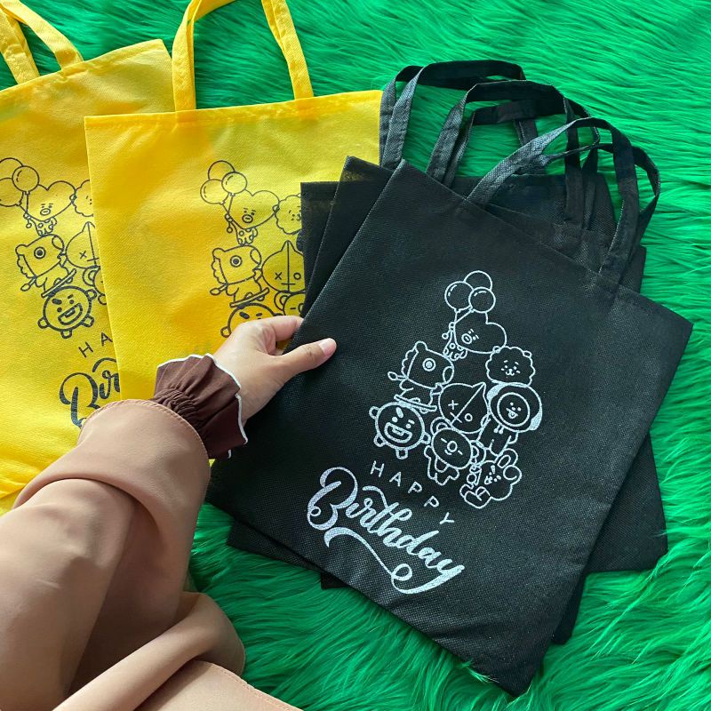 TAS KADO SOUVENIR SNACK ULANG TAHUN ANAK MURAH GAMBAR BTS KEKINIAN READY SIAP KIRIM F25X30