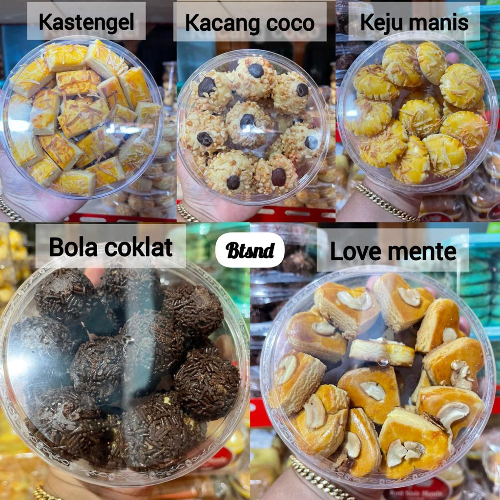 

HAMPERS KUKER ISI 2 MURAH FREE BOX KARTU UCAPAN DAN OITA CANTIK