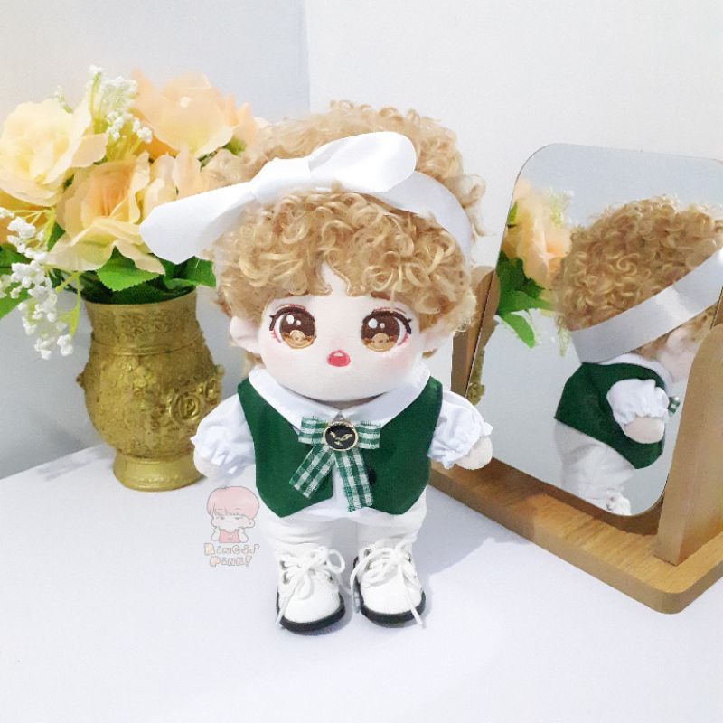 KPOP DOLL CLOTHES - EMERALD VEST