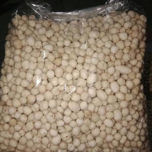 

Belanja sekarang Pilus Cikur Khas Garut Topping Baso Aci / Seblak ( 250 GR )